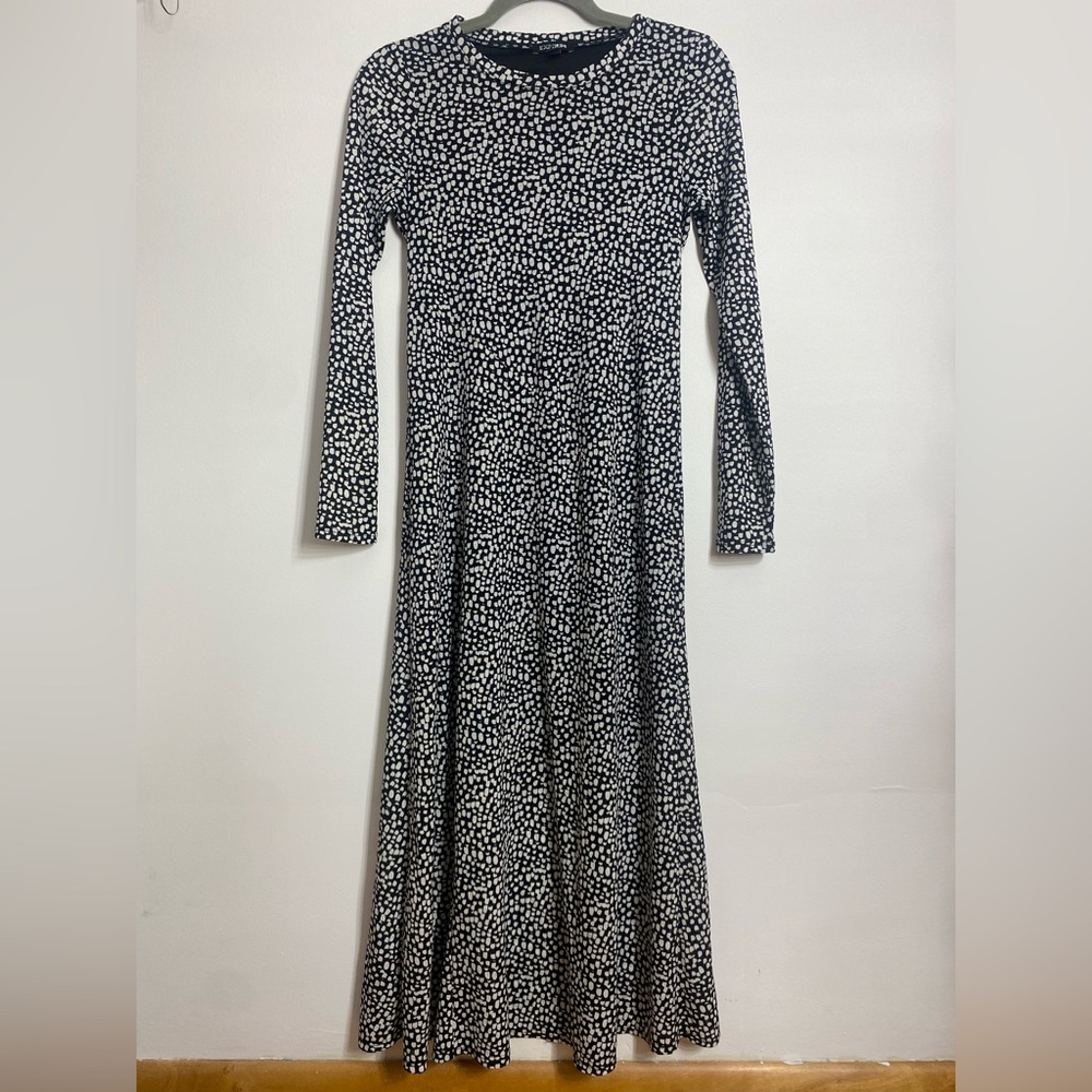Women’s Express Long Sleeve Midi Dress